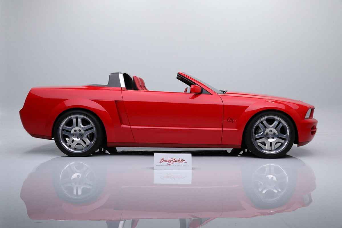 FORD MUSTANG GT CONVERTIBLE CONCEPT, foto 37