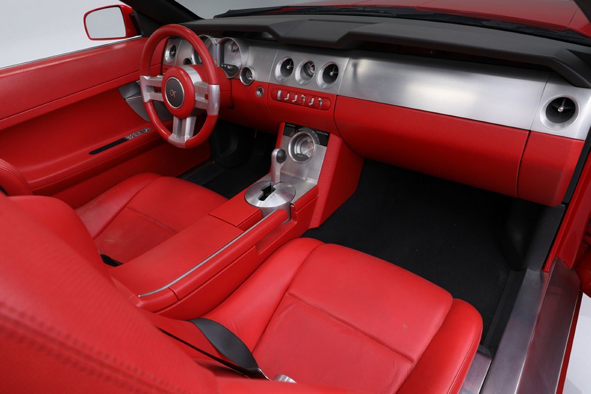 FORD MUSTANG GT CONVERTIBLE CONCEPT, foto 39