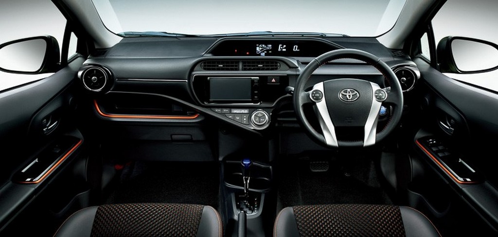 TOYOTA AQUA X-URBAN, foto 6