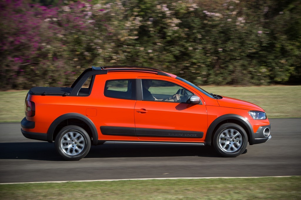 2015 - VOLKSWAGEN SAVEIRO CABINE DUPLA, foto 8