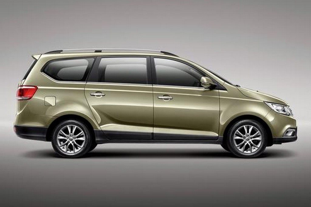 BAOJUN 730, foto 2