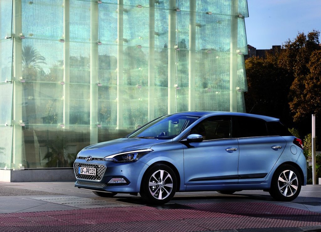 HYUNDAI i20, foto 2