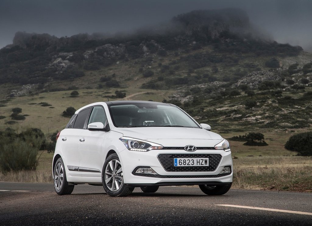 HYUNDAI i20, foto 8