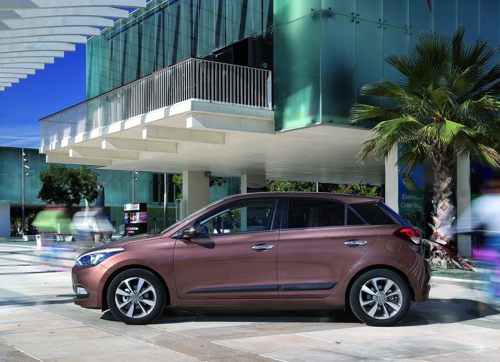 HYUNDAI i20, foto 48