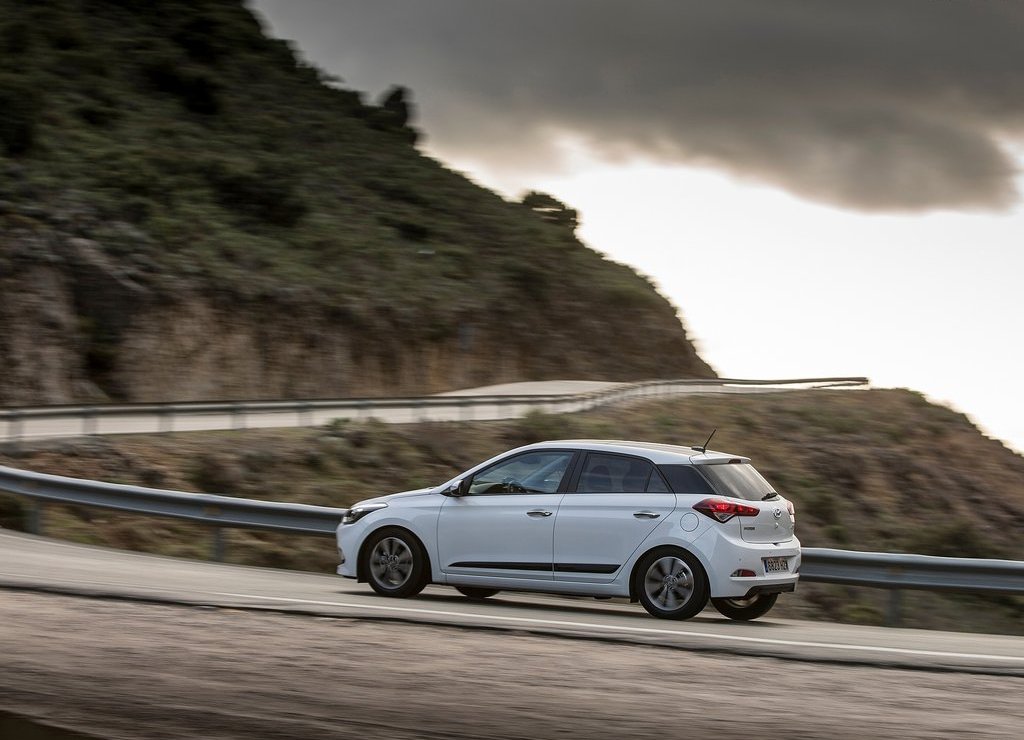 HYUNDAI i20, foto 62