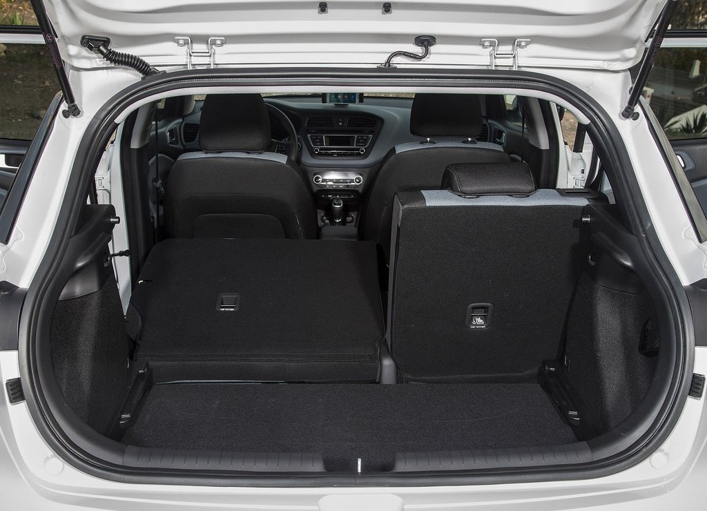 HYUNDAI i20, foto 115