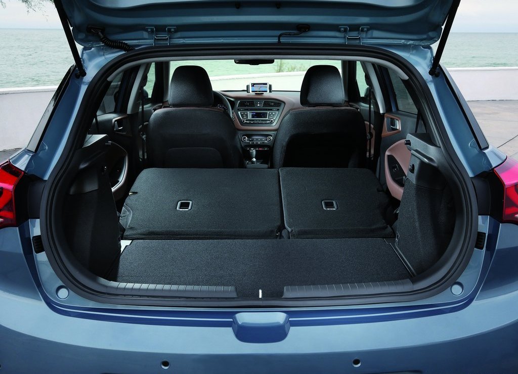 HYUNDAI i20, foto 120