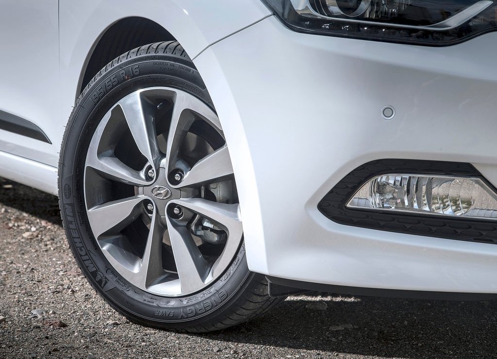 HYUNDAI i20, foto 135