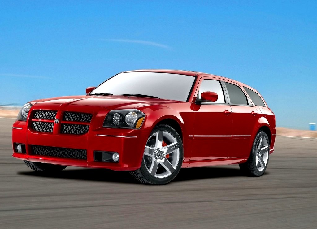 2006 - DODGE MAGNUM SRT-8, foto 1