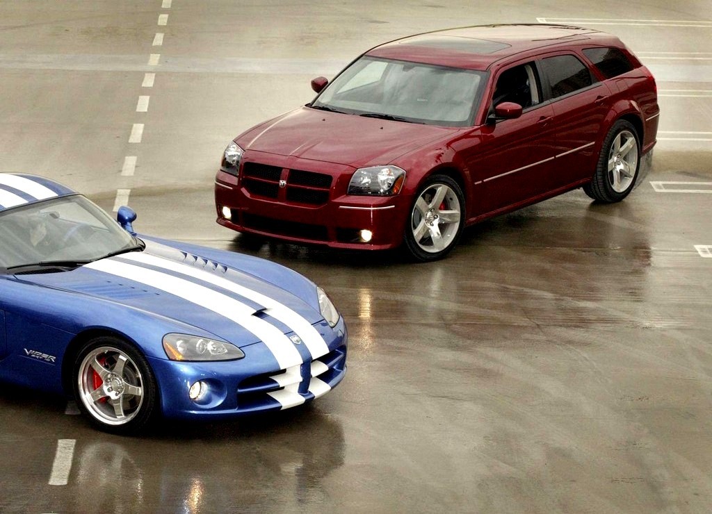 2006 - DODGE MAGNUM SRT-8, foto 6