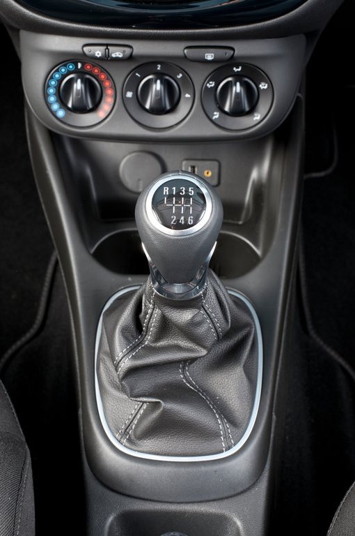 2015 - VAUXHALL CORSA, foto 140