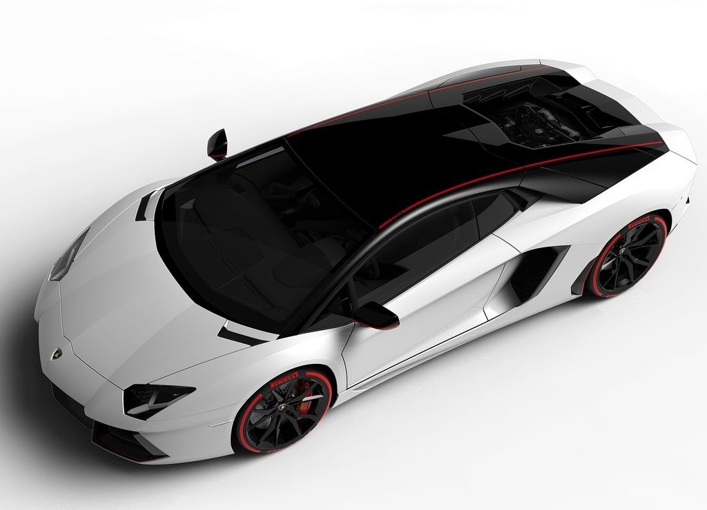 LAMBORGHINI AVENTADOR LP700-4 PIRELLI EDITION, foto 1