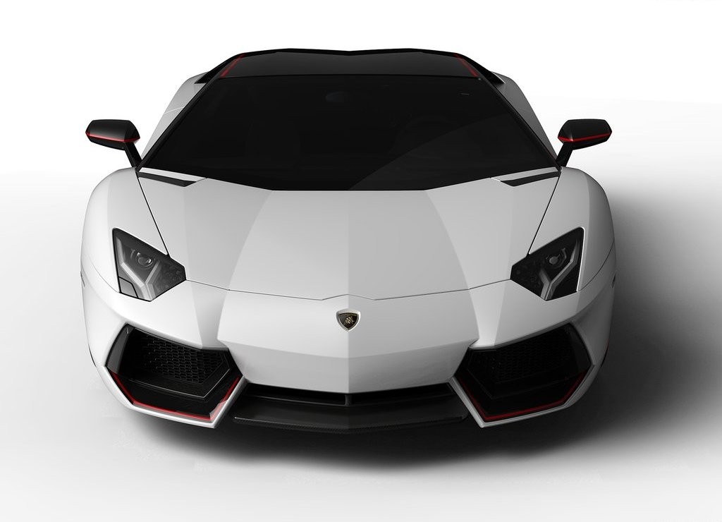 LAMBORGHINI AVENTADOR LP700-4 PIRELLI EDITION, foto 3