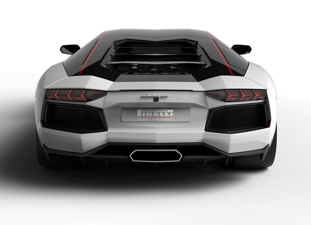 LAMBORGHINI AVENTADOR LP700-4 PIRELLI EDITION, foto 4
