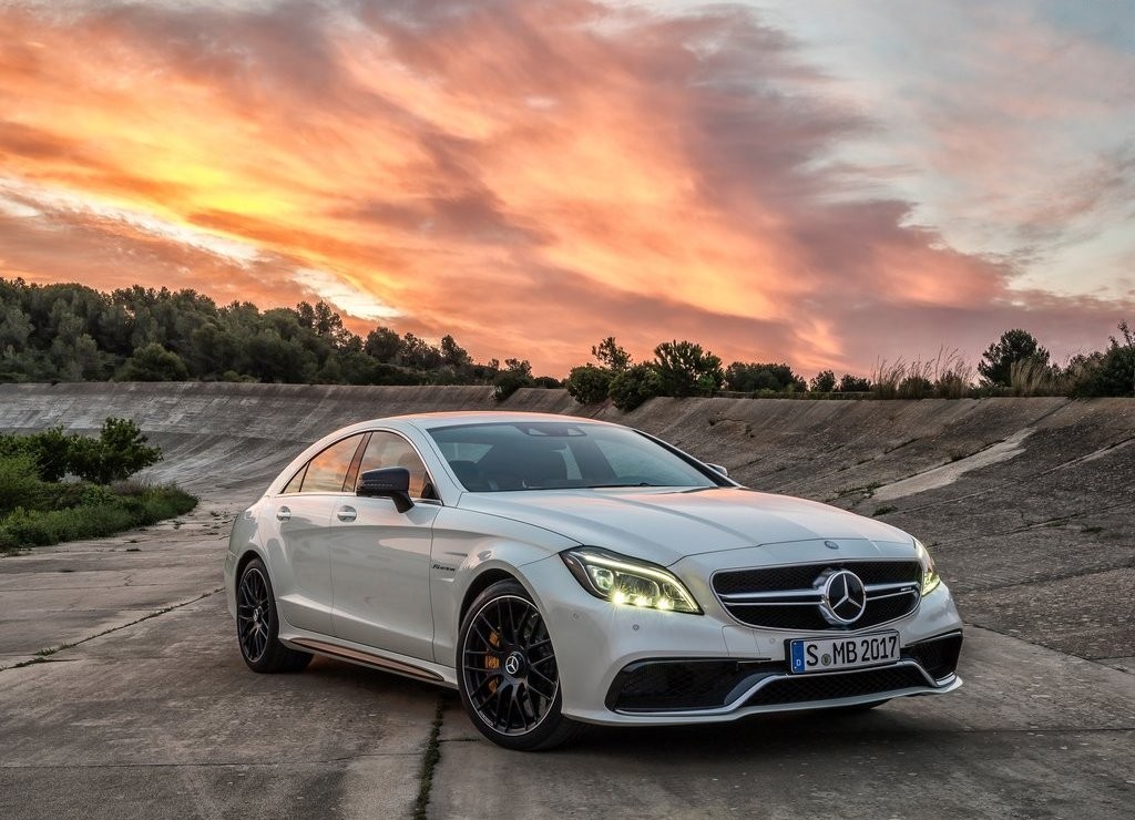 2015 - MERCEDES-AMG CLS 63, foto 1