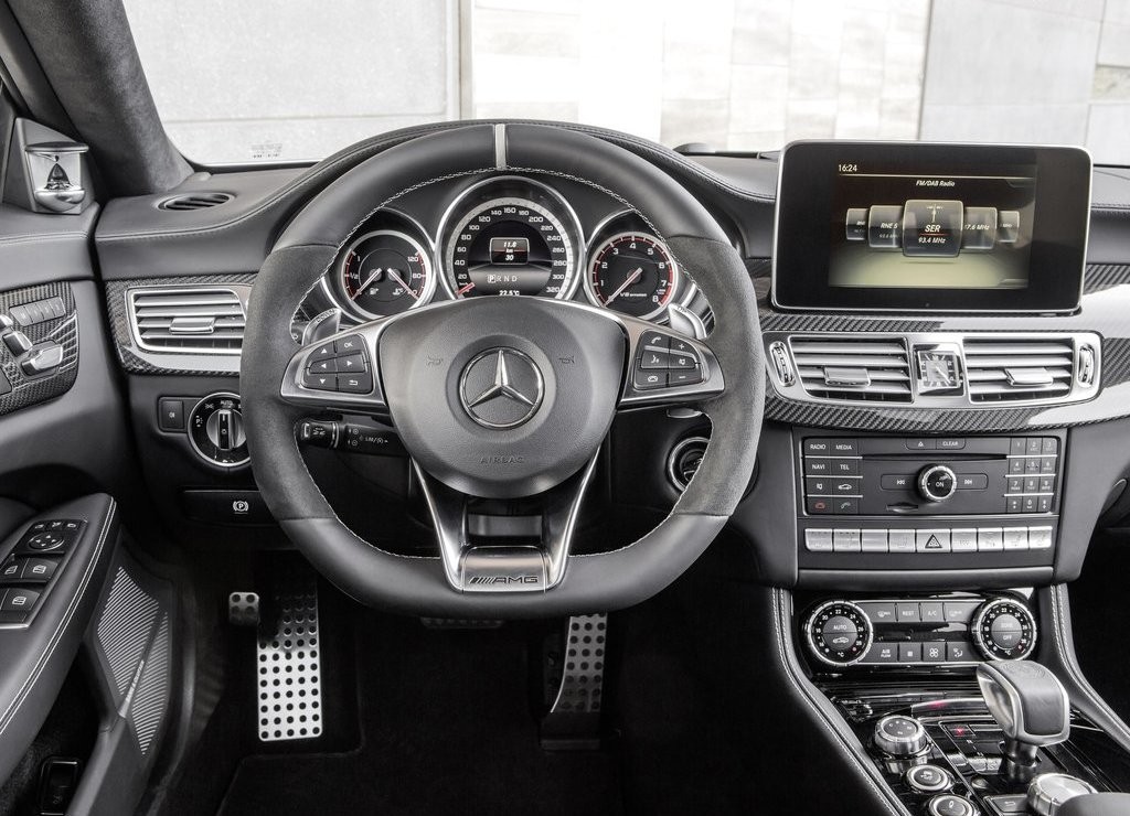 2015 - MERCEDES-AMG CLS 63, foto 30