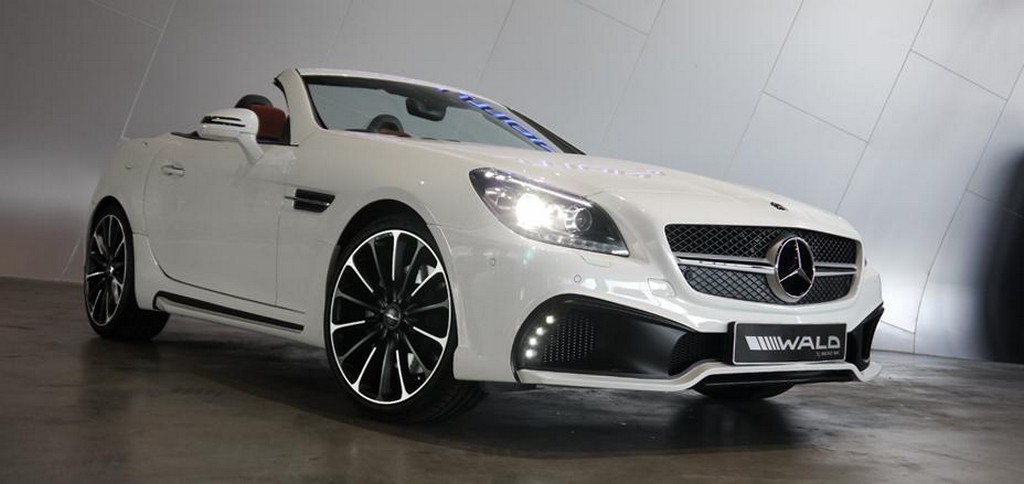 MERCEDES-BENZ SLK BLACK BISON BY WALD, foto 1