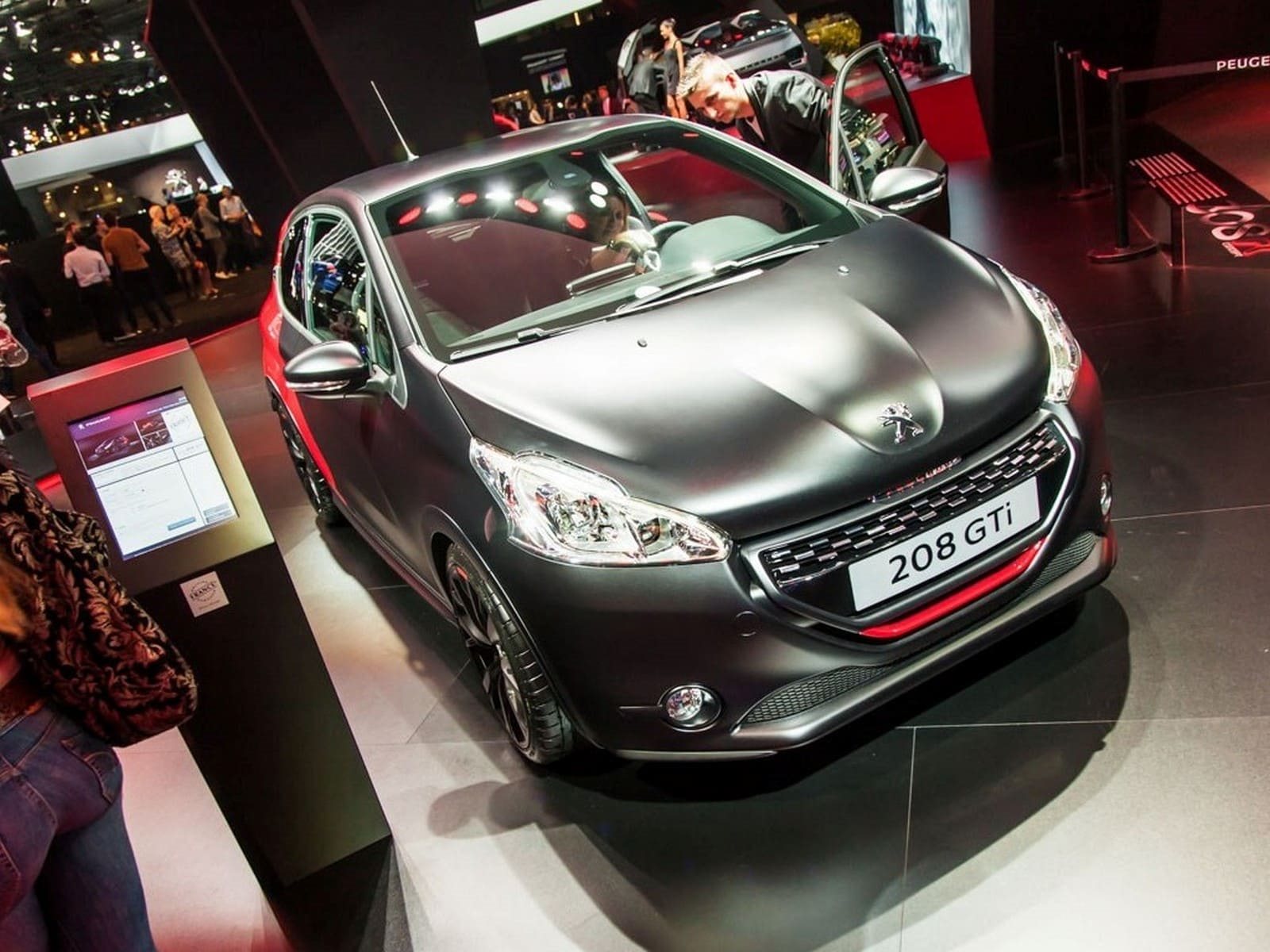 PEUGEOT 208 GTi 30TH, foto 7
