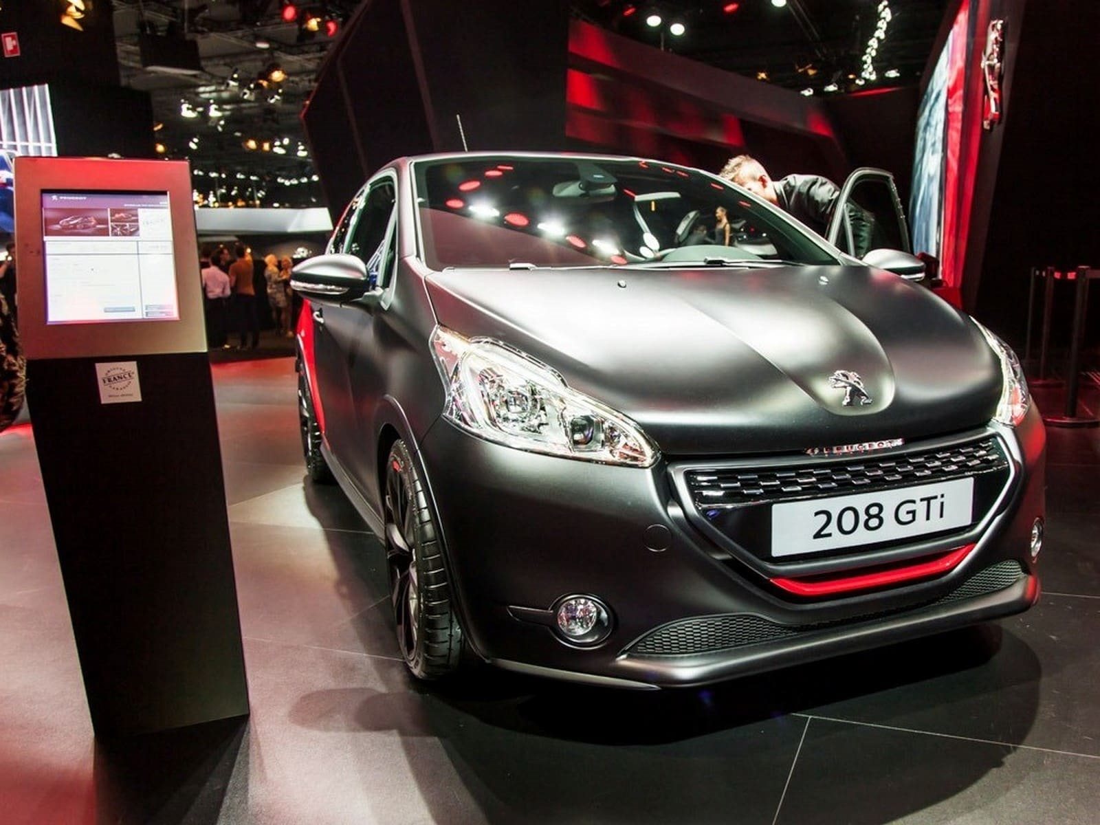 PEUGEOT 208 GTi 30TH, foto 8
