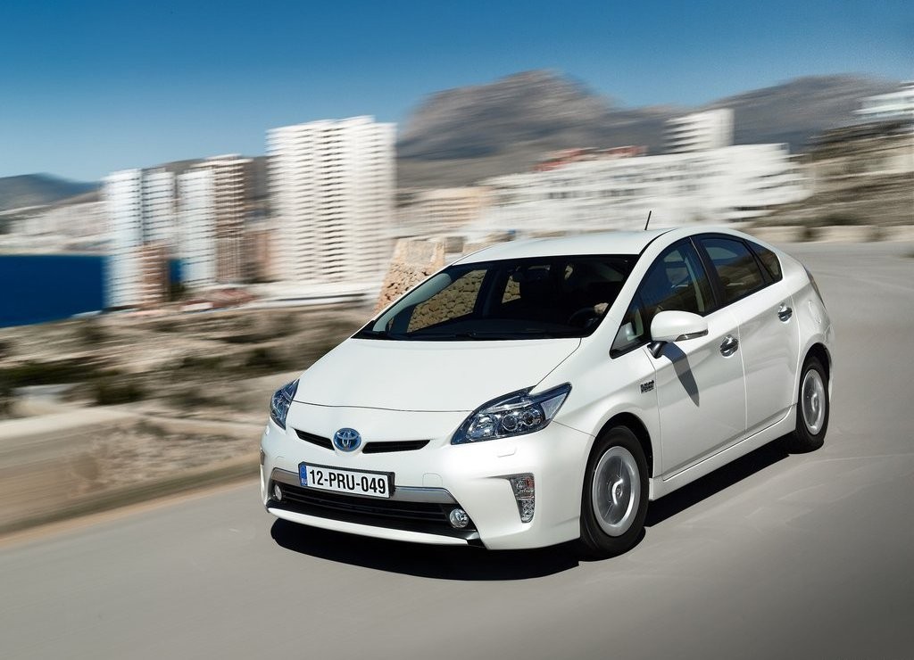 TOYOTA PRIUS PLUG-IN HYBRID, foto 1