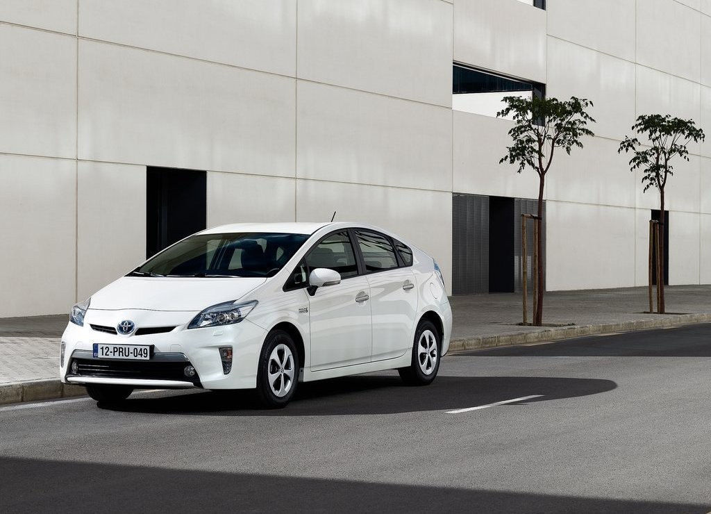 TOYOTA PRIUS PLUG-IN HYBRID, foto 8