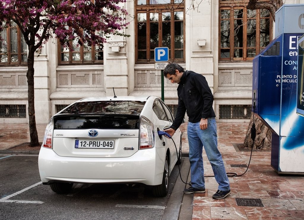 TOYOTA PRIUS PLUG-IN HYBRID, foto 13