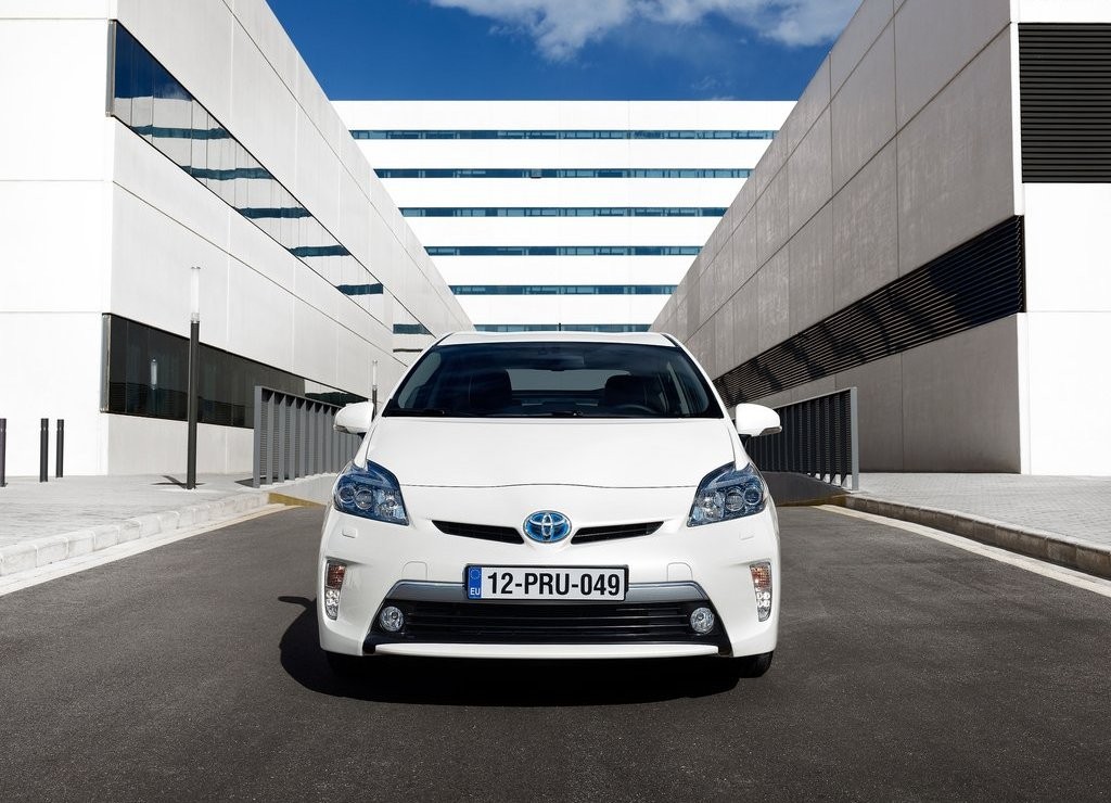 TOYOTA PRIUS PLUG-IN HYBRID, foto 14