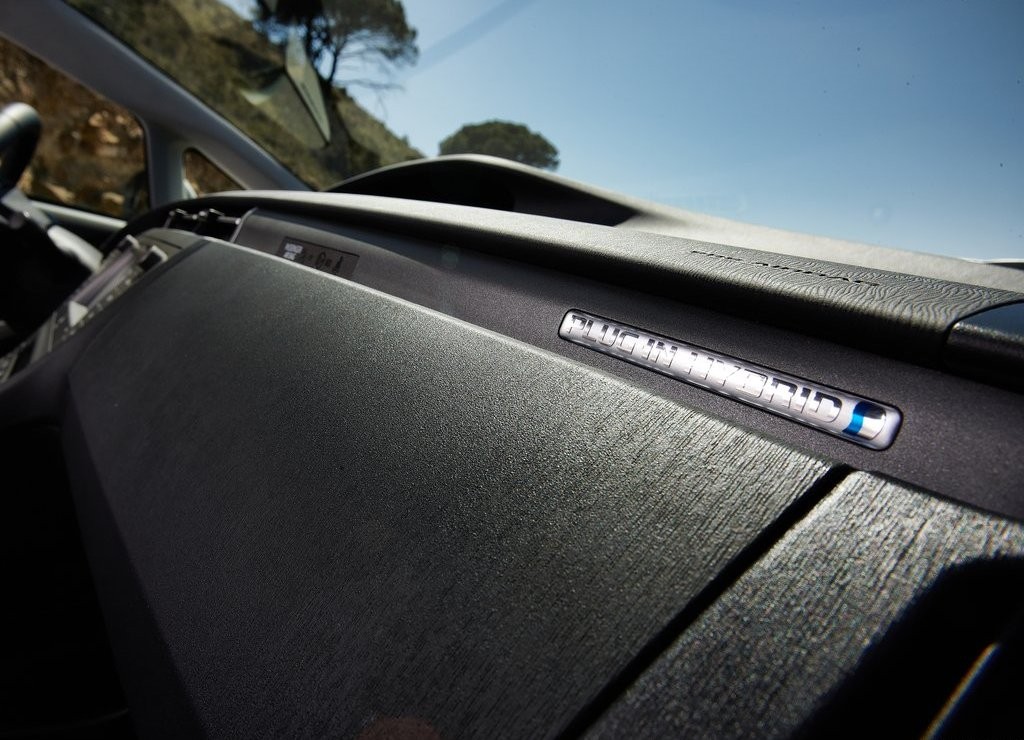 TOYOTA PRIUS PLUG-IN HYBRID, foto 18