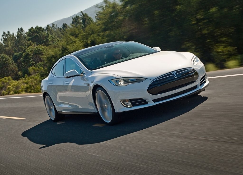TESLA MODEL S, foto 24