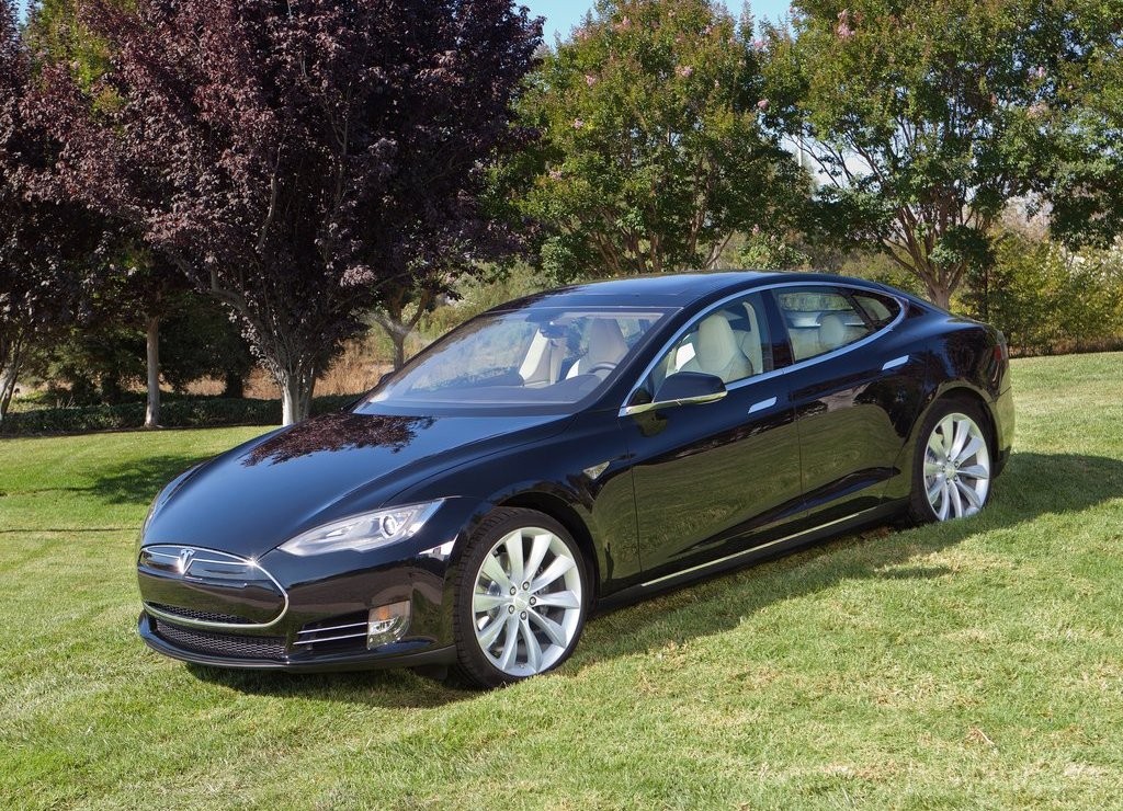 TESLA MODEL S, foto 32