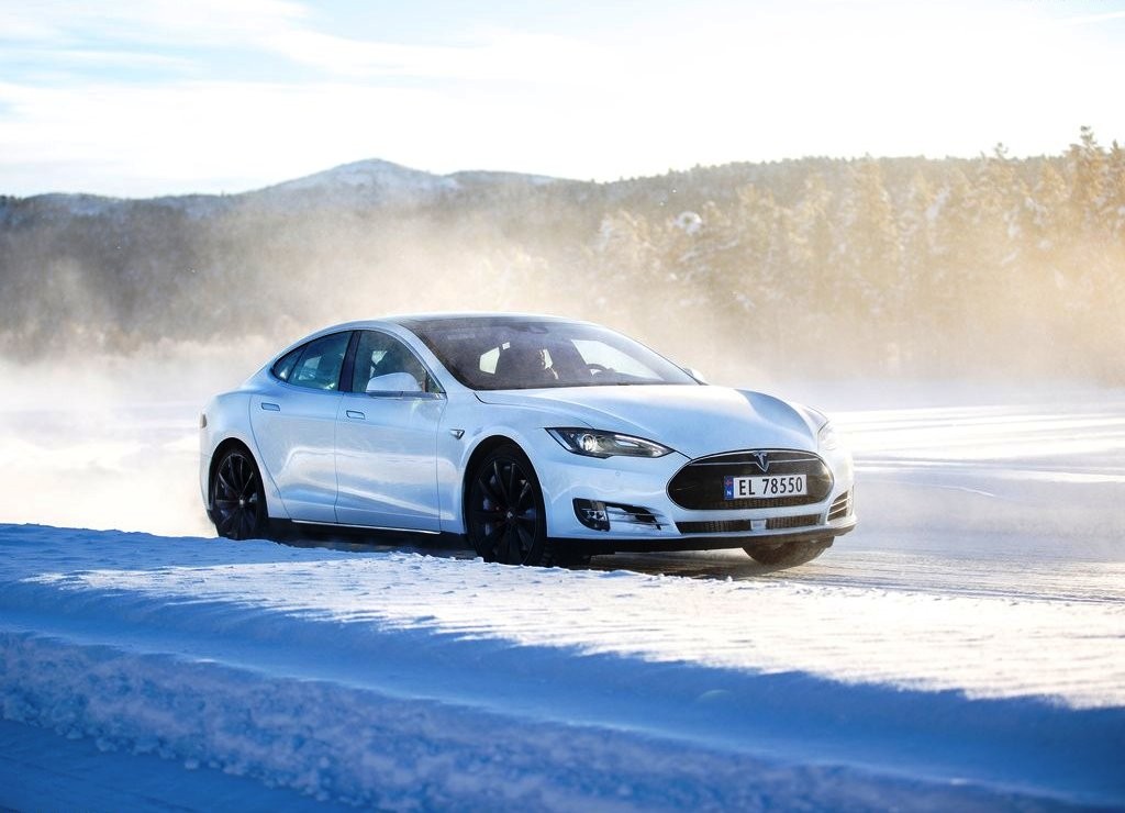 TESLA MODEL S, foto 54