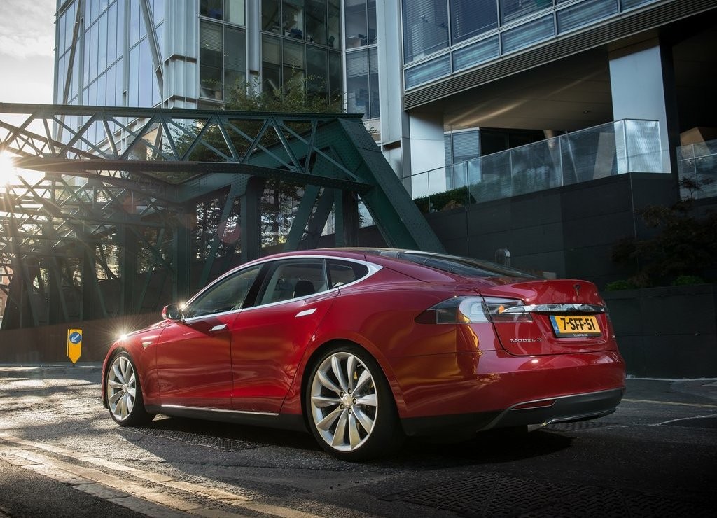 TESLA MODEL S, foto 74