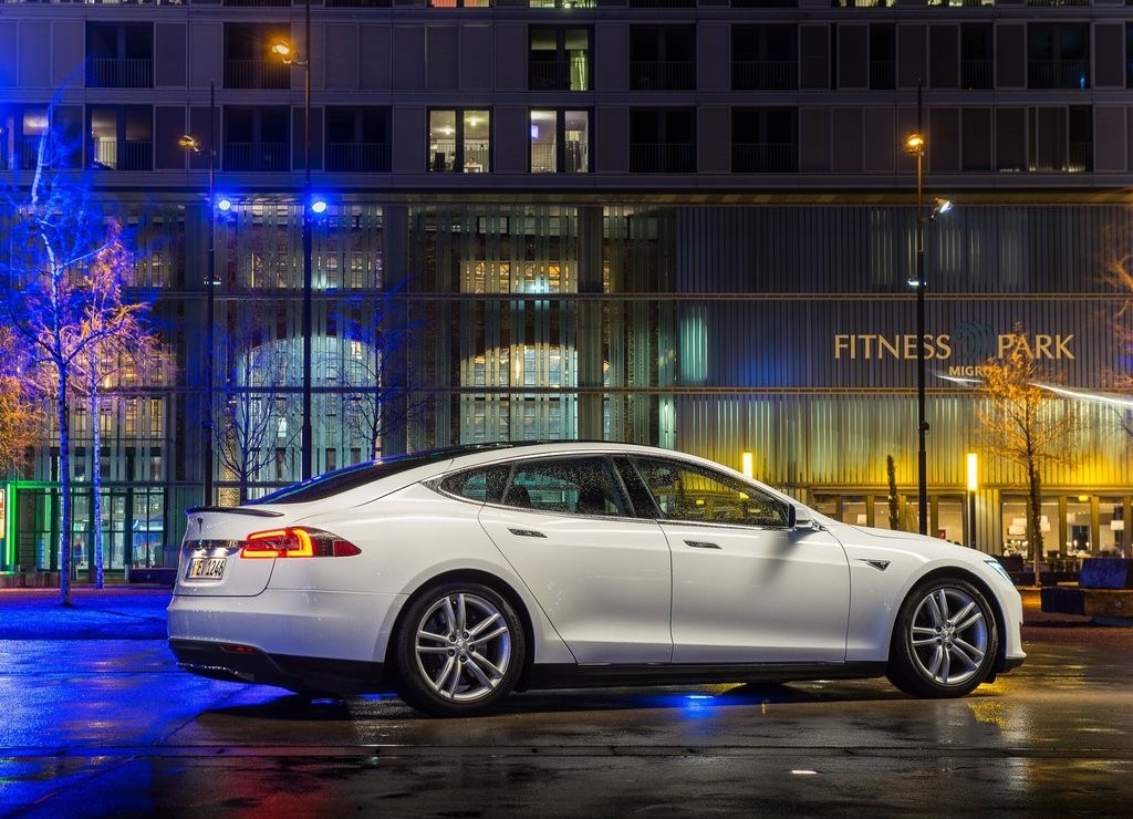 TESLA MODEL S, foto 76