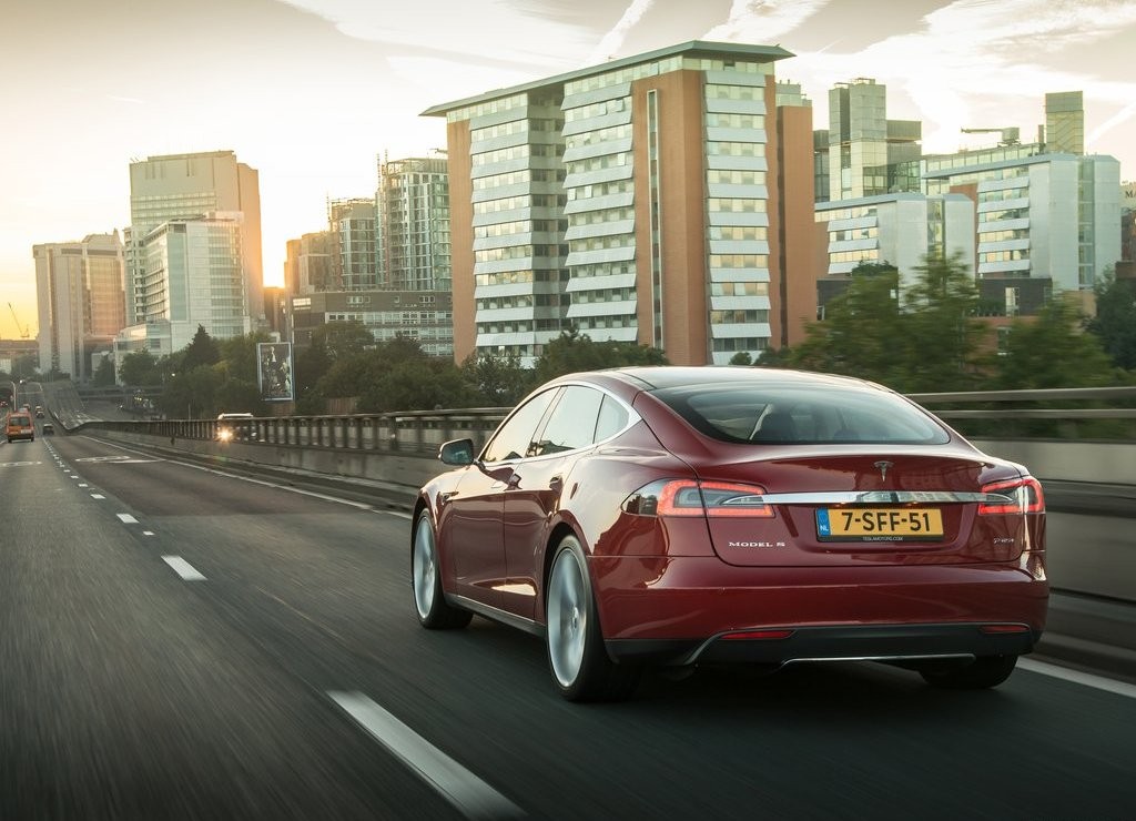 TESLA MODEL S, foto 84