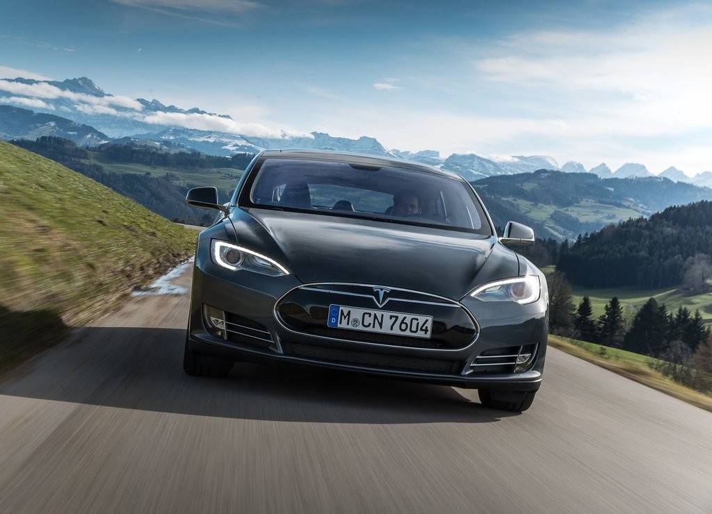 TESLA MODEL S, foto 90