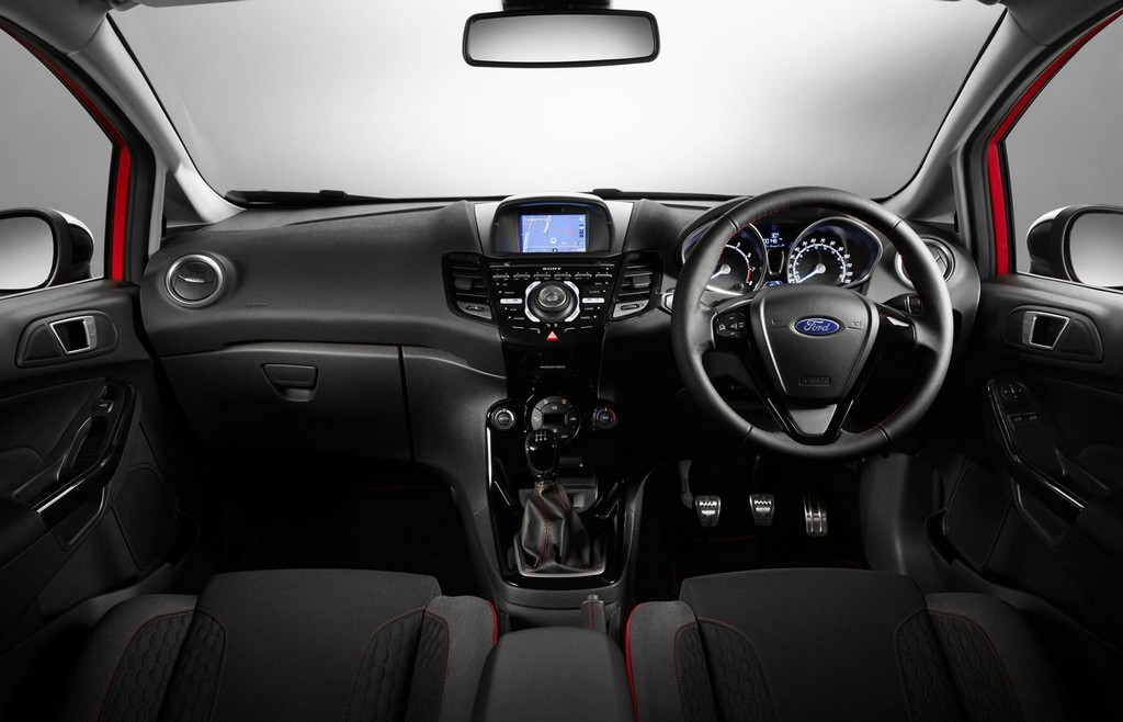 FORD FIESTA RED AND BLACK EDITIONS, foto 7