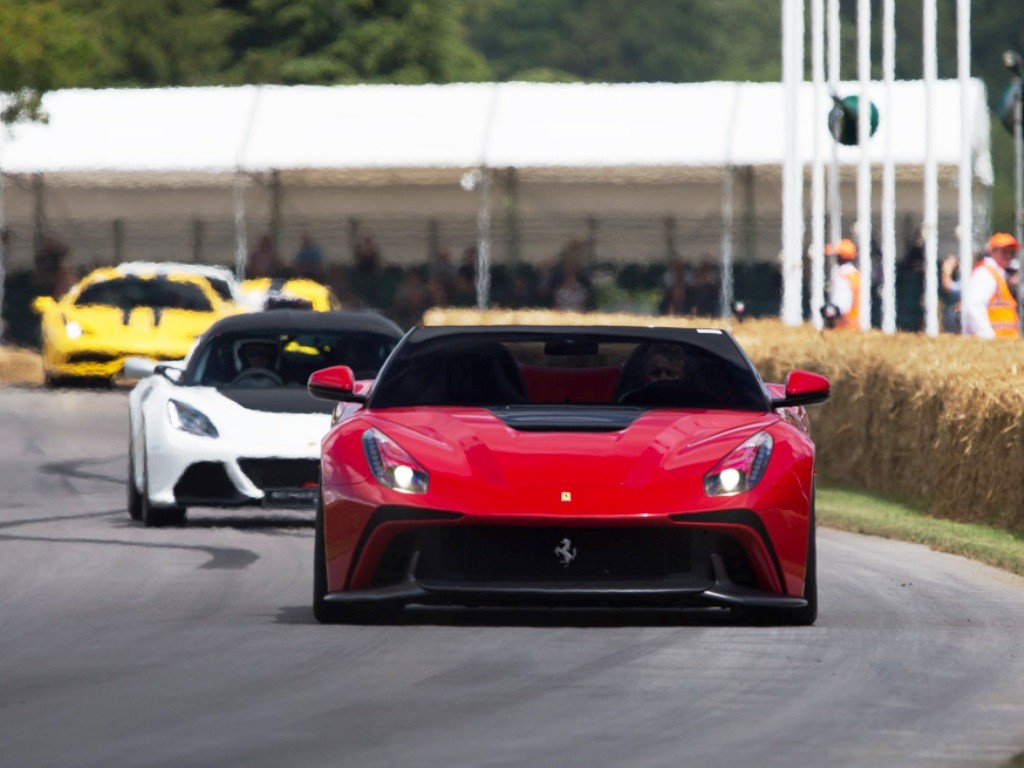FERRARI F12 BERLINETTA TRS, foto 5