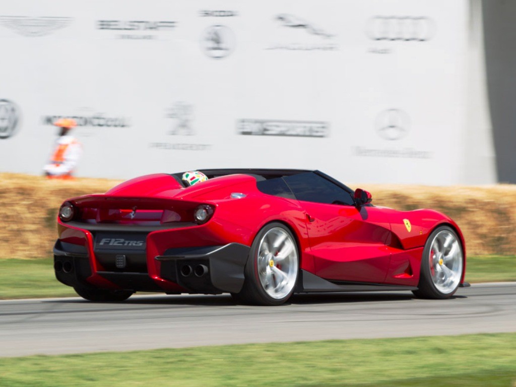 FERRARI F12 BERLINETTA TRS, foto 9