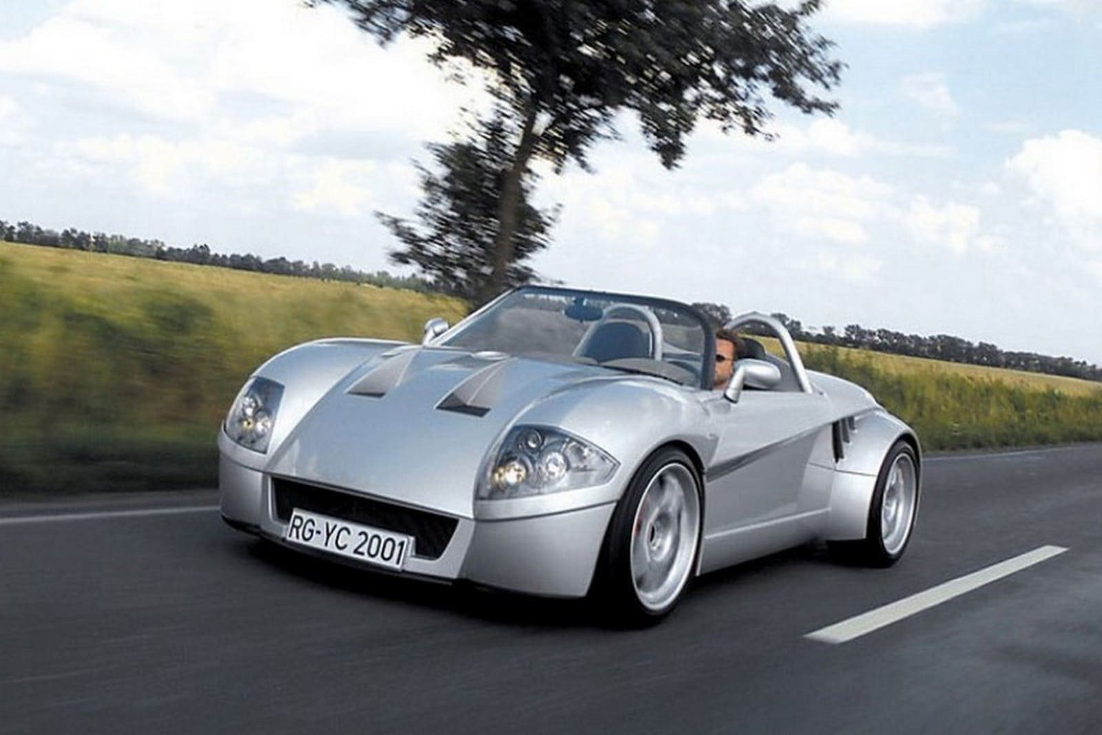 YES! ROADSTER CLUBSPORT, foto 2