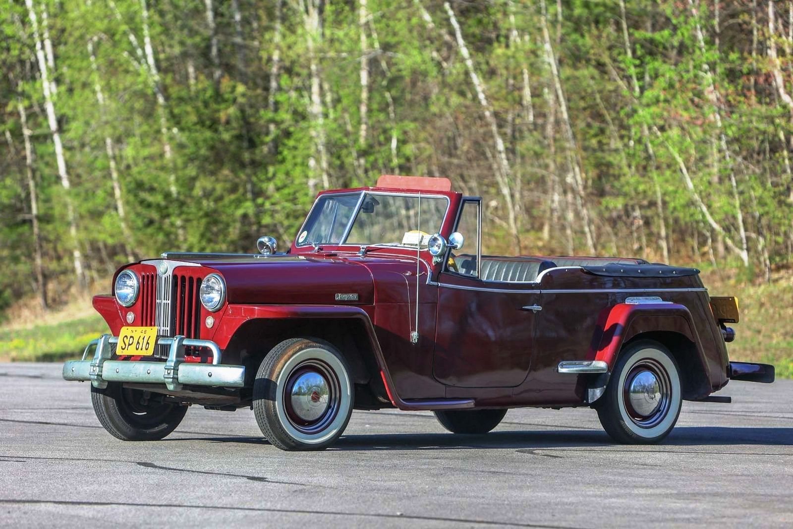 WILLYS JEEPSTER MAROON, foto 1