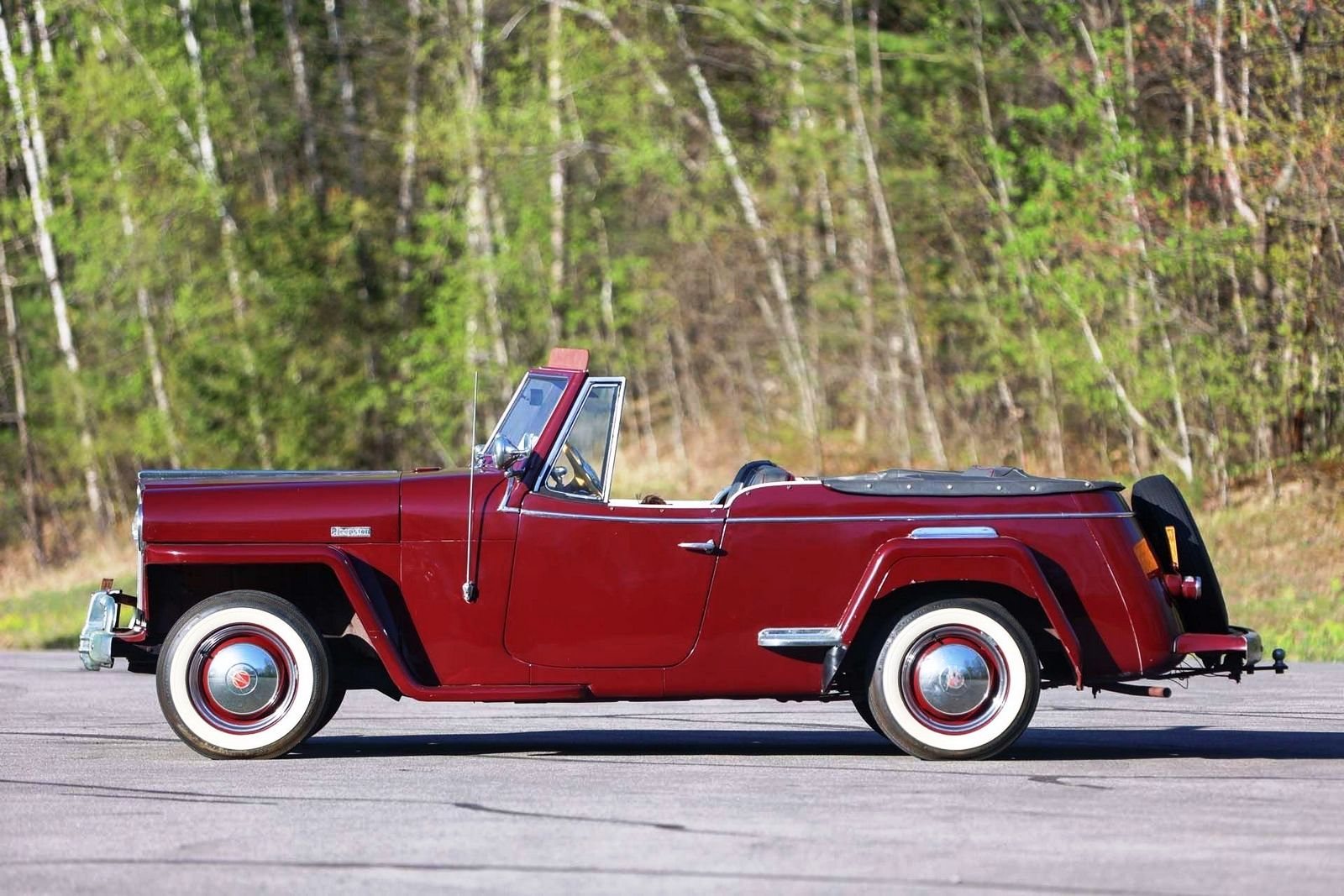 WILLYS JEEPSTER MAROON, foto 3