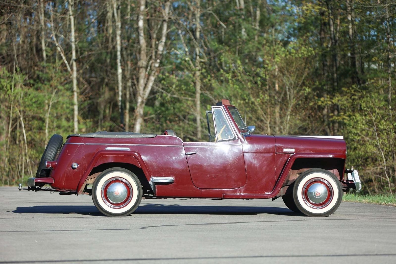 WILLYS JEEPSTER MAROON, foto 16