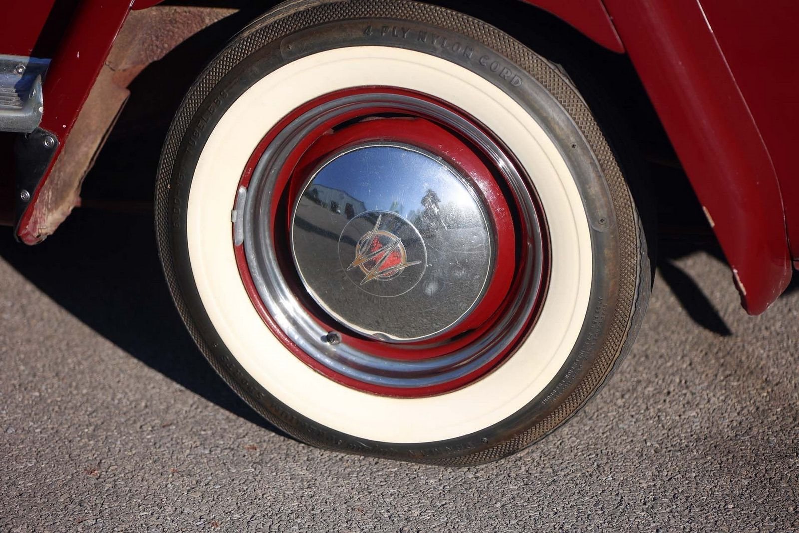 WILLYS JEEPSTER MAROON, foto 29