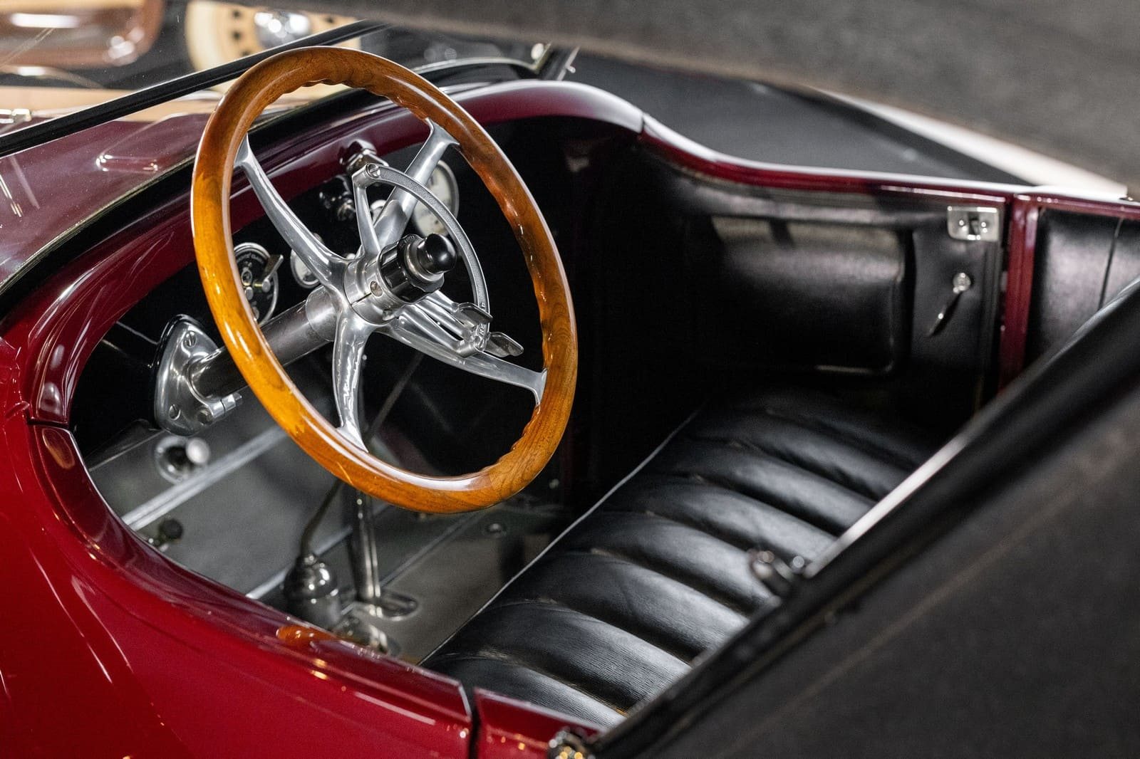 WILLS SAINTE CLAIRE A-68 ROADSTER, foto 2