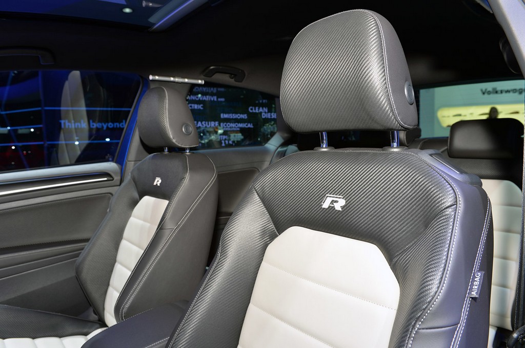 VOLKSWAGEN GOLF R, foto 24