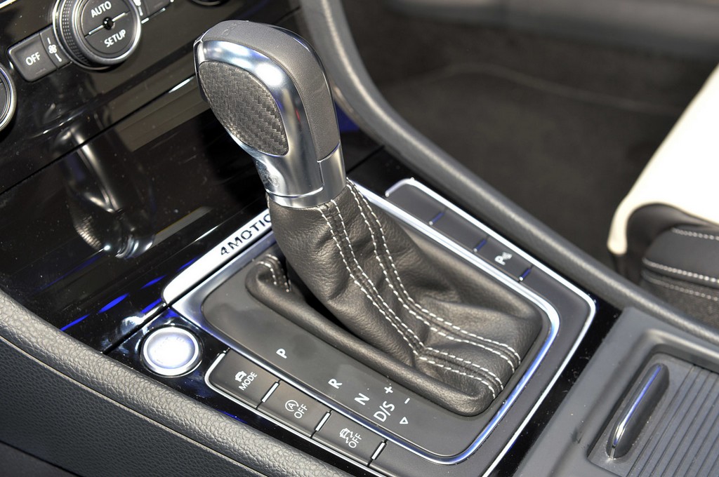 VOLKSWAGEN GOLF R, foto 25