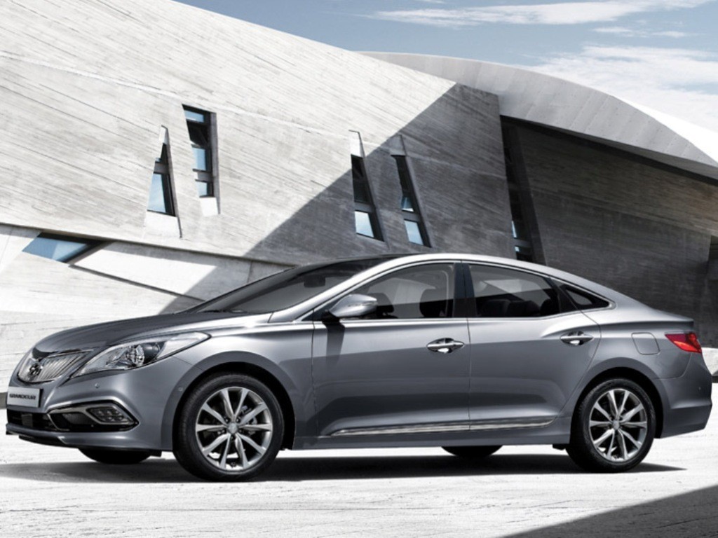 HYUNDAI GRANDEUR SEDAN, foto 6