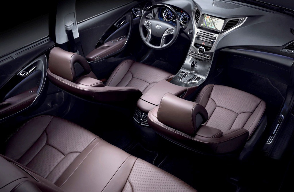 HYUNDAI GRANDEUR SEDAN, foto 11