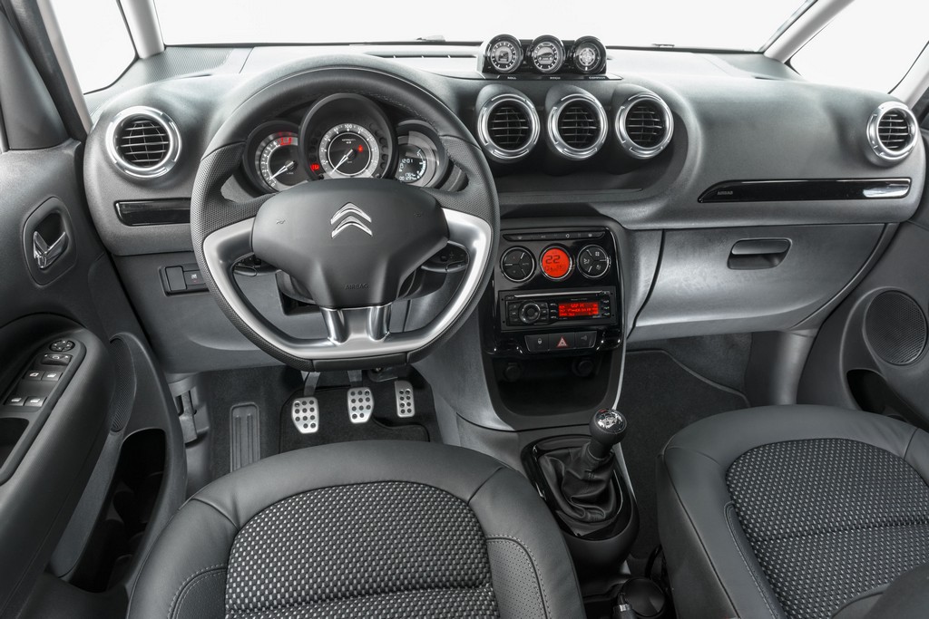 2015 - CITROËN AIRCROSS, foto 26