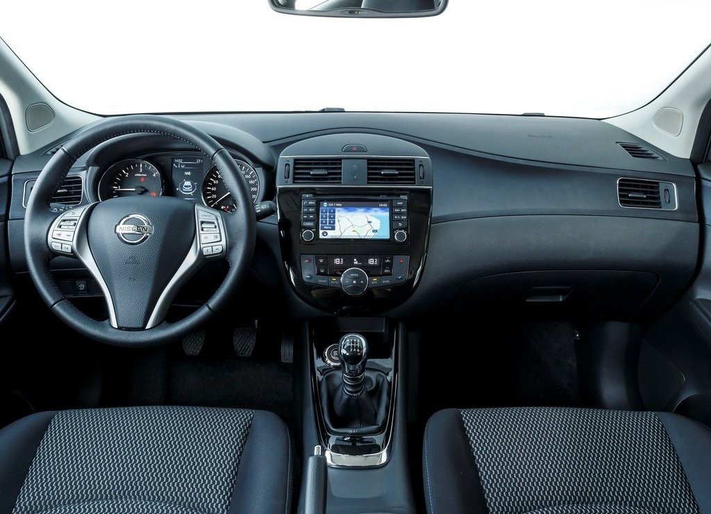 NISSAN PULSAR, foto 150